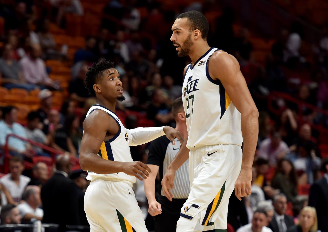 作为可选且 作为可选且